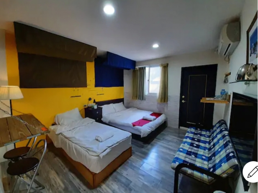 Room 1232 台南市區，近開元路美食，2人套房，9坪(約27m2)